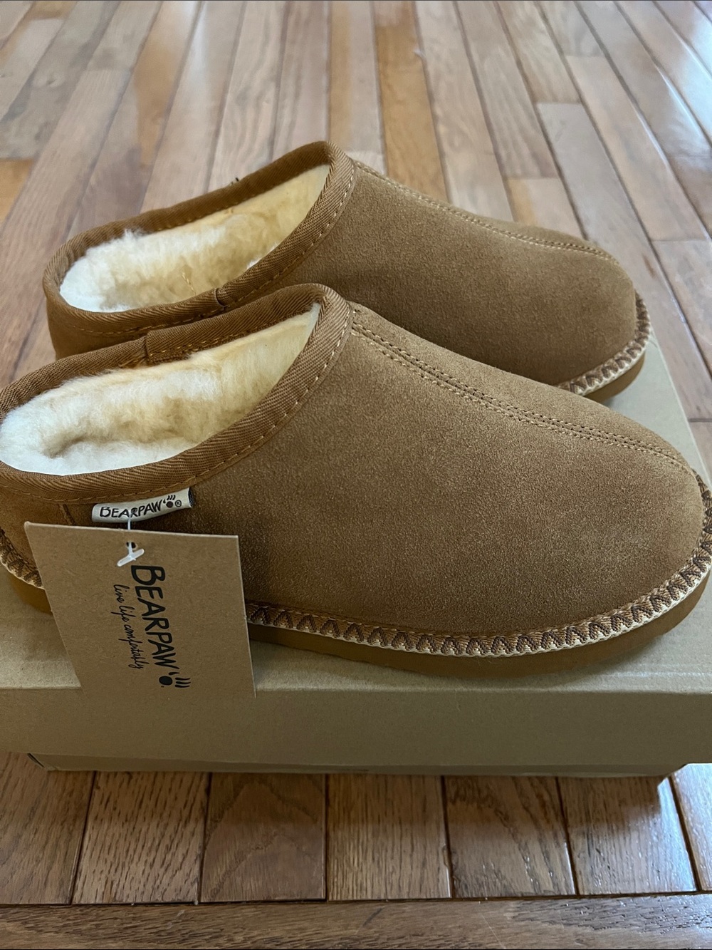 BEARPAW Women's flat slippers